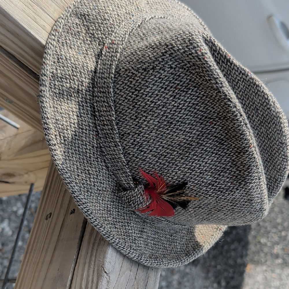 Gray Tweed Fedora with Red Feather Accent - vintage Cap!